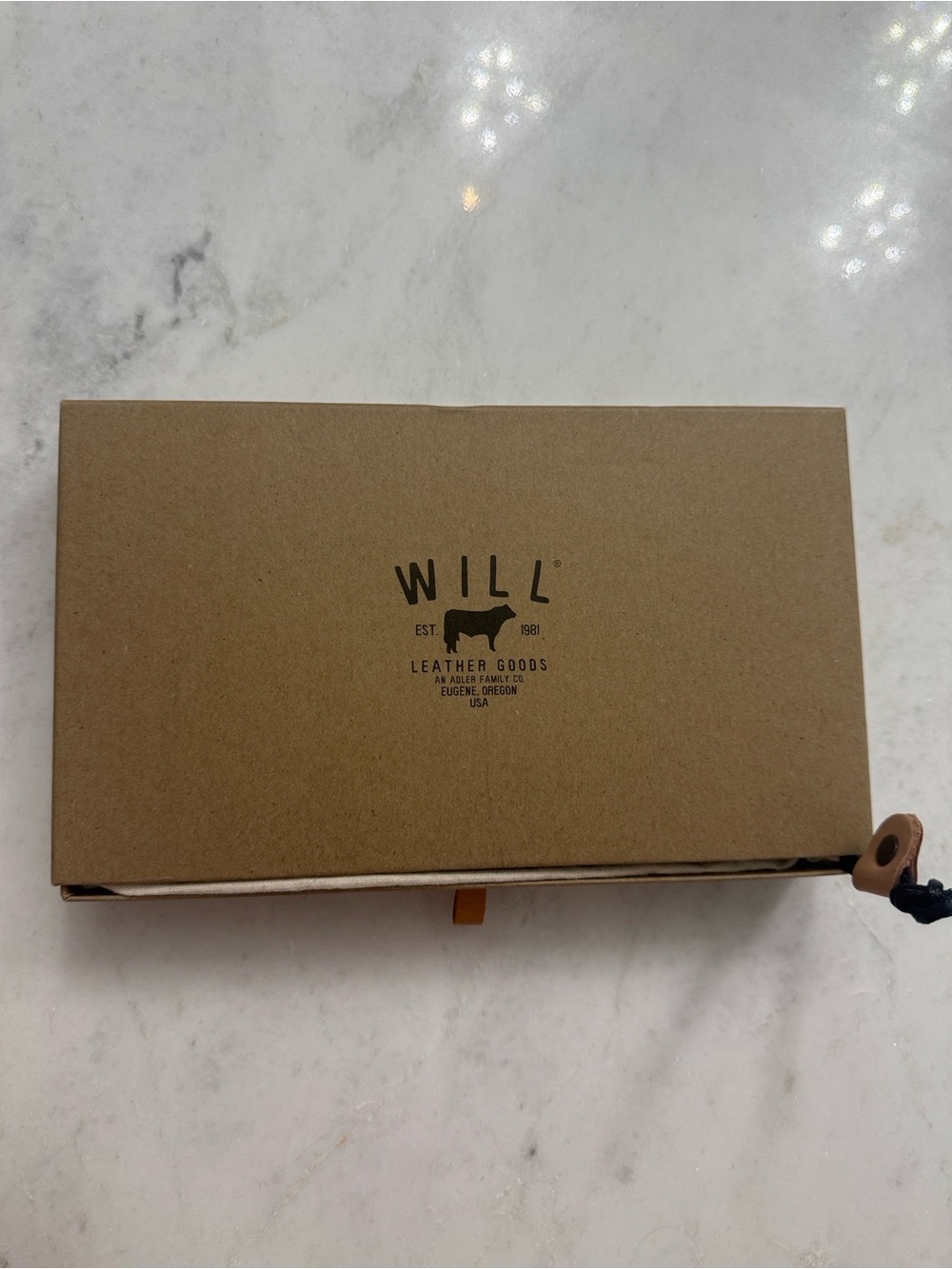 WILL Leather Goods Brown Gift Box with leather wallet